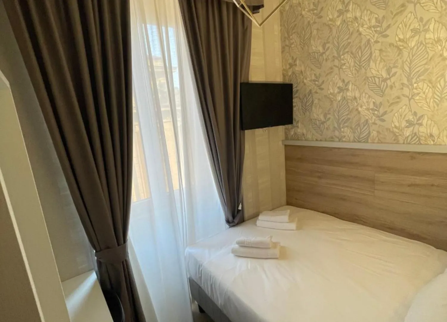 Rome'S Gloria Hotel