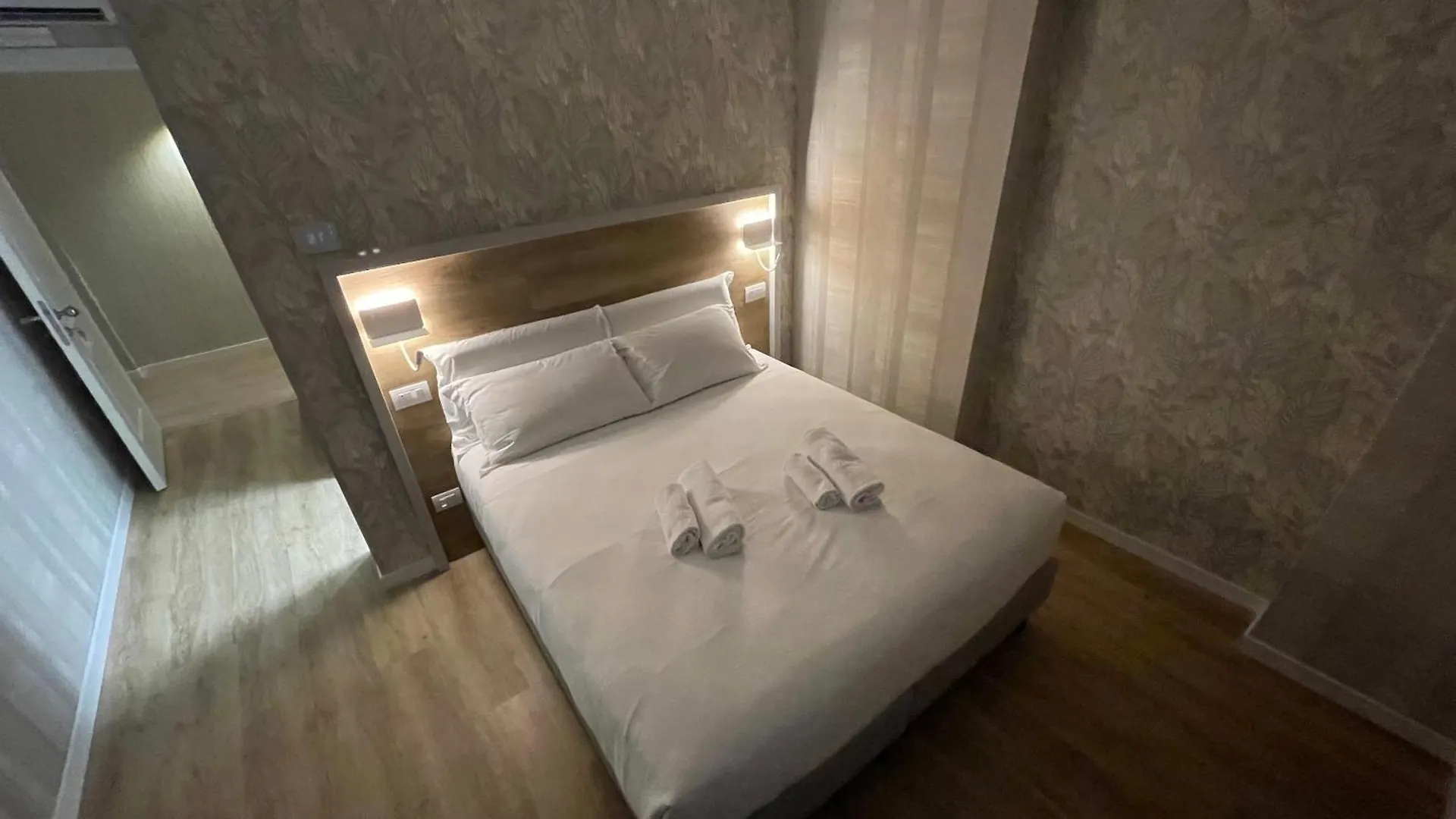 Rome'S Gloria Hotel